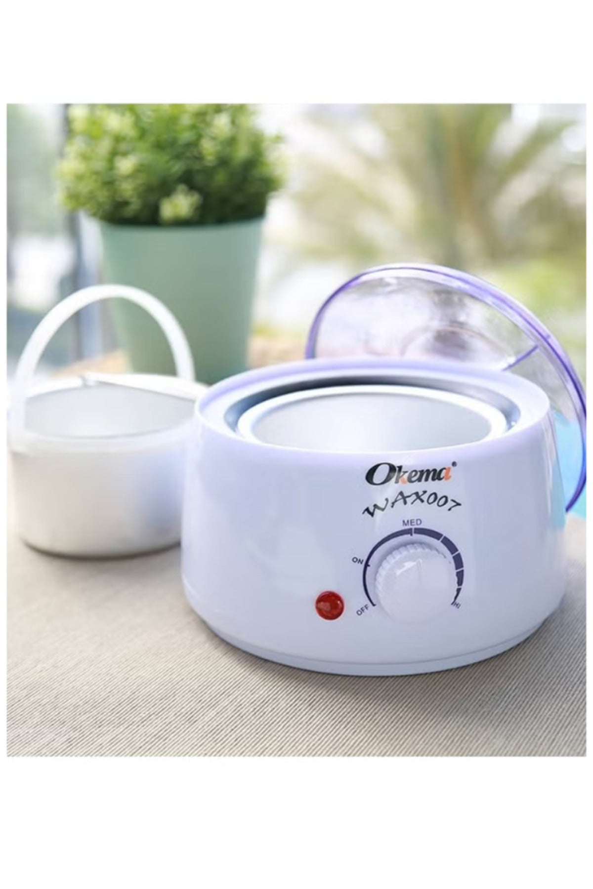 Okema 442-OK Wax Warmer - Suitable for all types of wax - Temperature control.